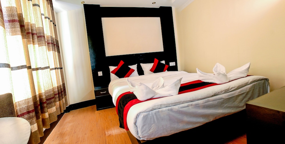 Kathmandu Regency Hotel 37/59