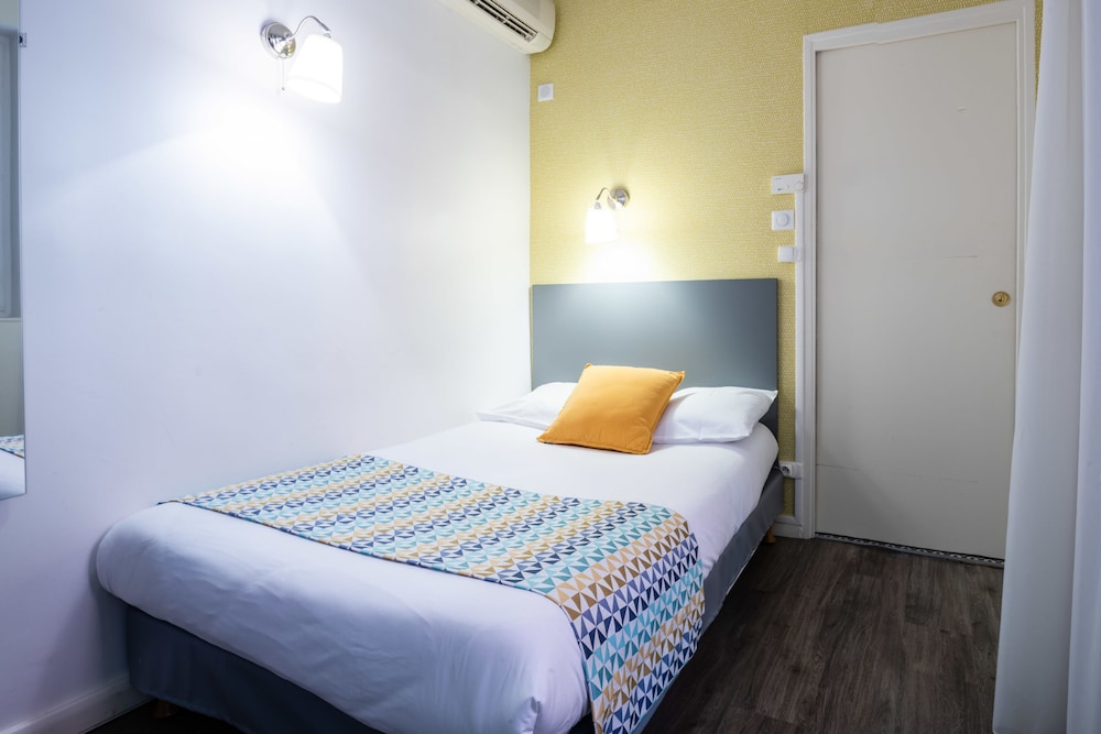 Hotel Au Patio Morand 15/36