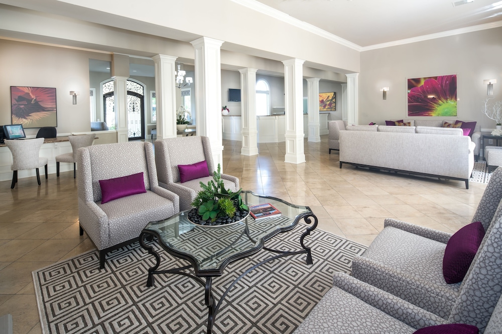 Club De Soleil All-Suite Resort 26/44