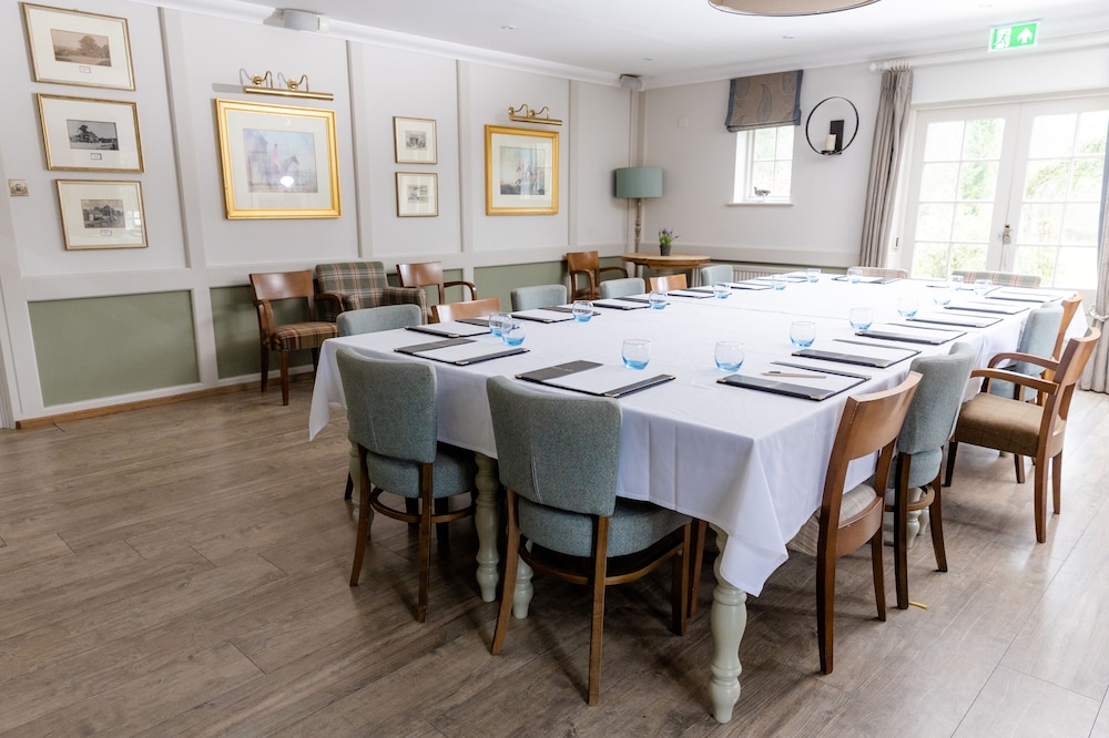 The Bell Inn New Forest 45/58