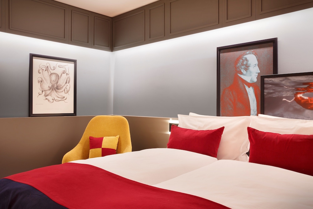 HOLIDAY INN HAMBURG - HAFENCITY 19/75
