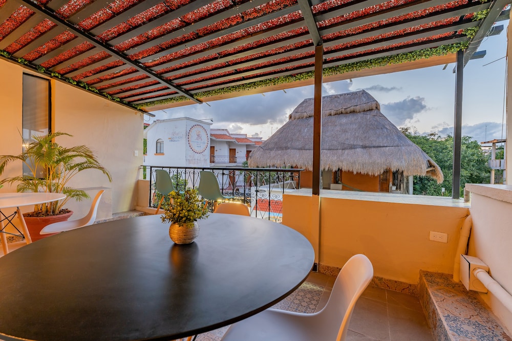 Hotel Brisas 5a AV 51/62