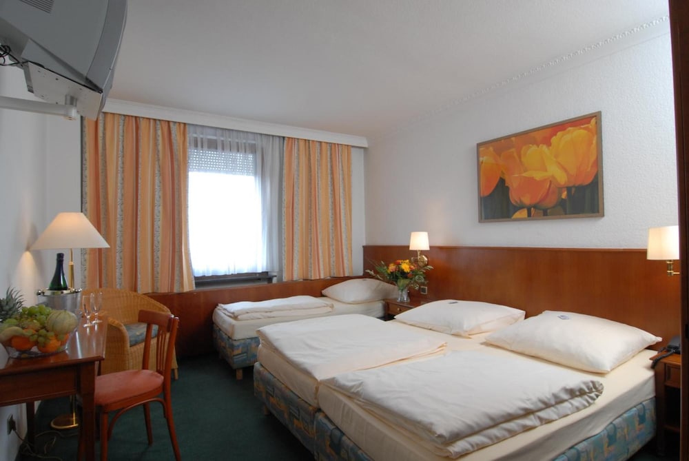 Hotel Amba 10/32