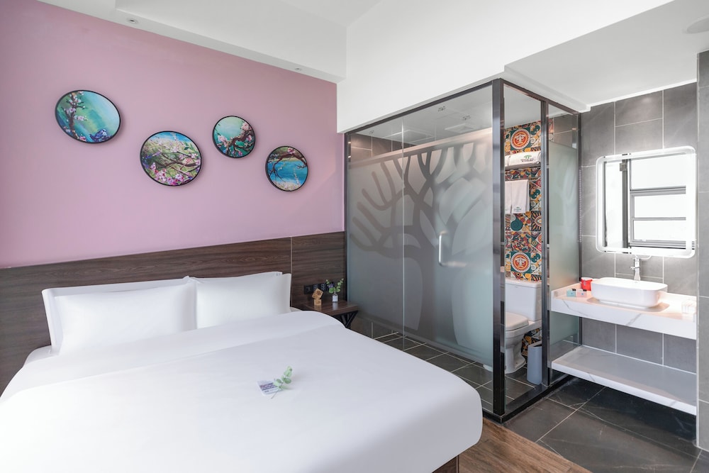 Spring Time Hotel 16/50