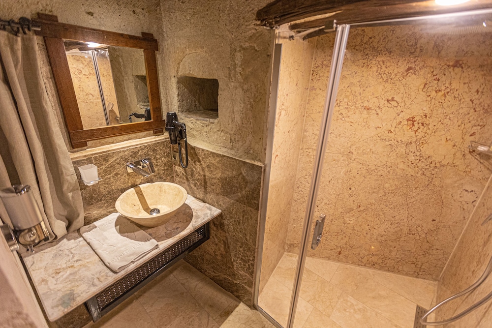 Taskonak Hotel 43/48