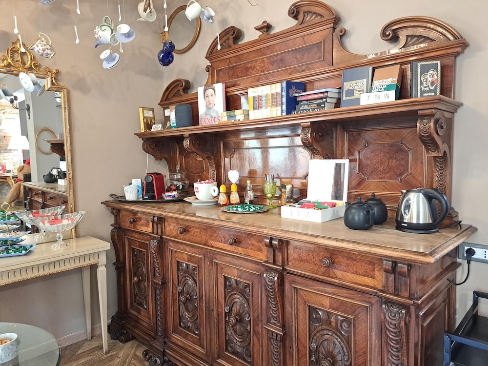 051B&B Room & Breakfast 1/50