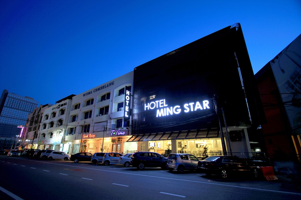 Ming Star Hotel 4/64