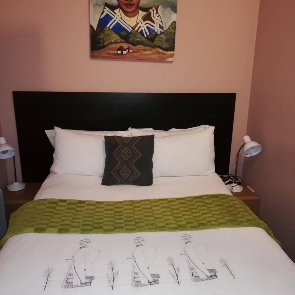 Flossie S Bed And Breakfast 13/32