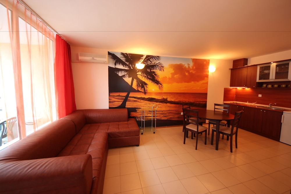 Esperanto Hotel 27/35