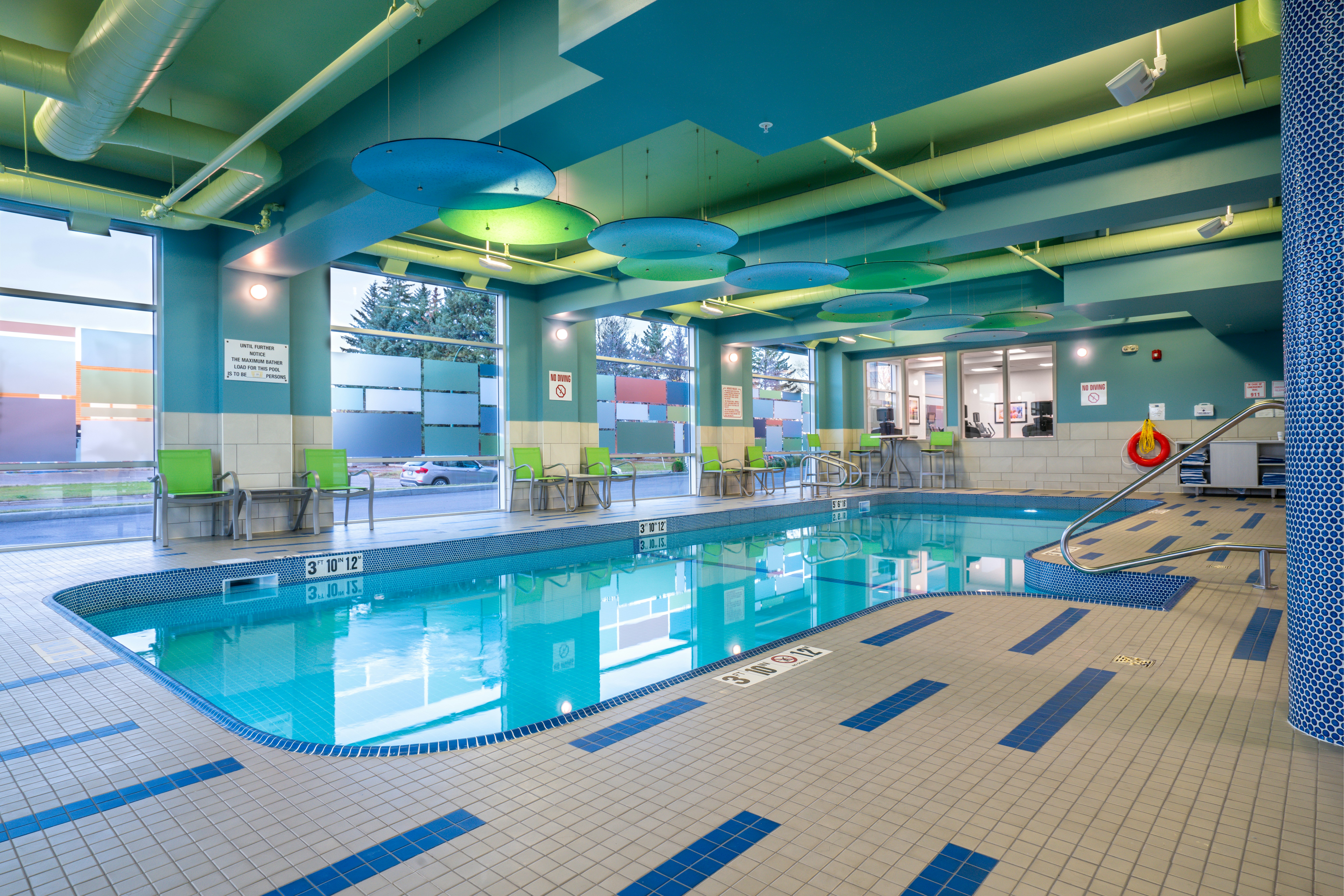 Holiday Inn Express And Suites Brandon 41/74