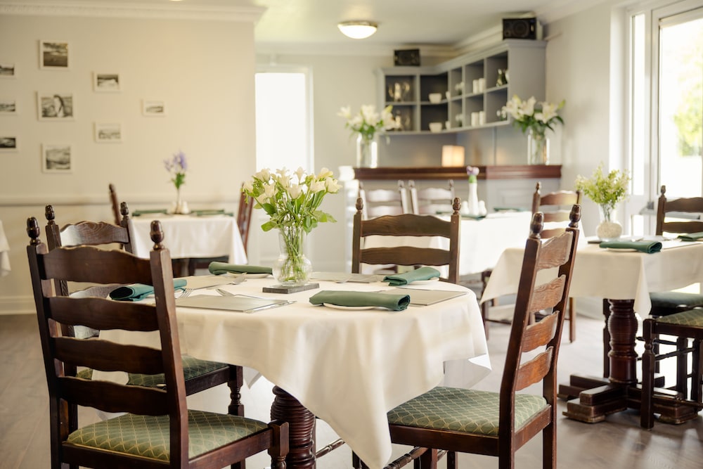 Hillgrove Hotel 35/49
