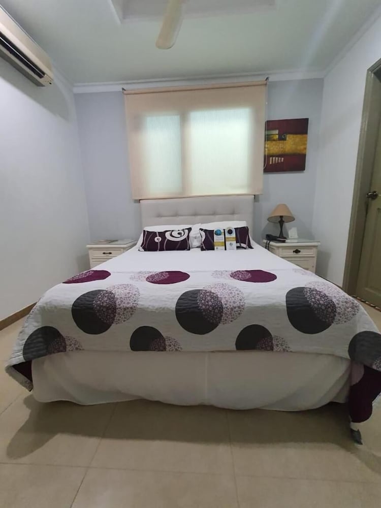 Hotel Costa Bonita 36/61