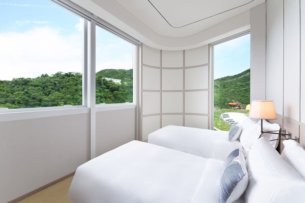 The Fullerton Ocean Park Hotel Hong Kong 5/50