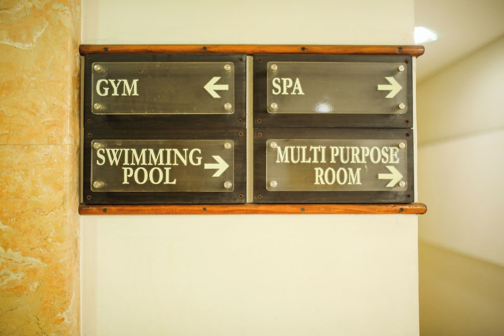 Pacific Bay Grand Suites 24/50