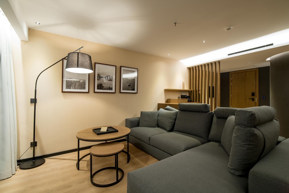 Akasha Beach Hotel and Spa 30/50