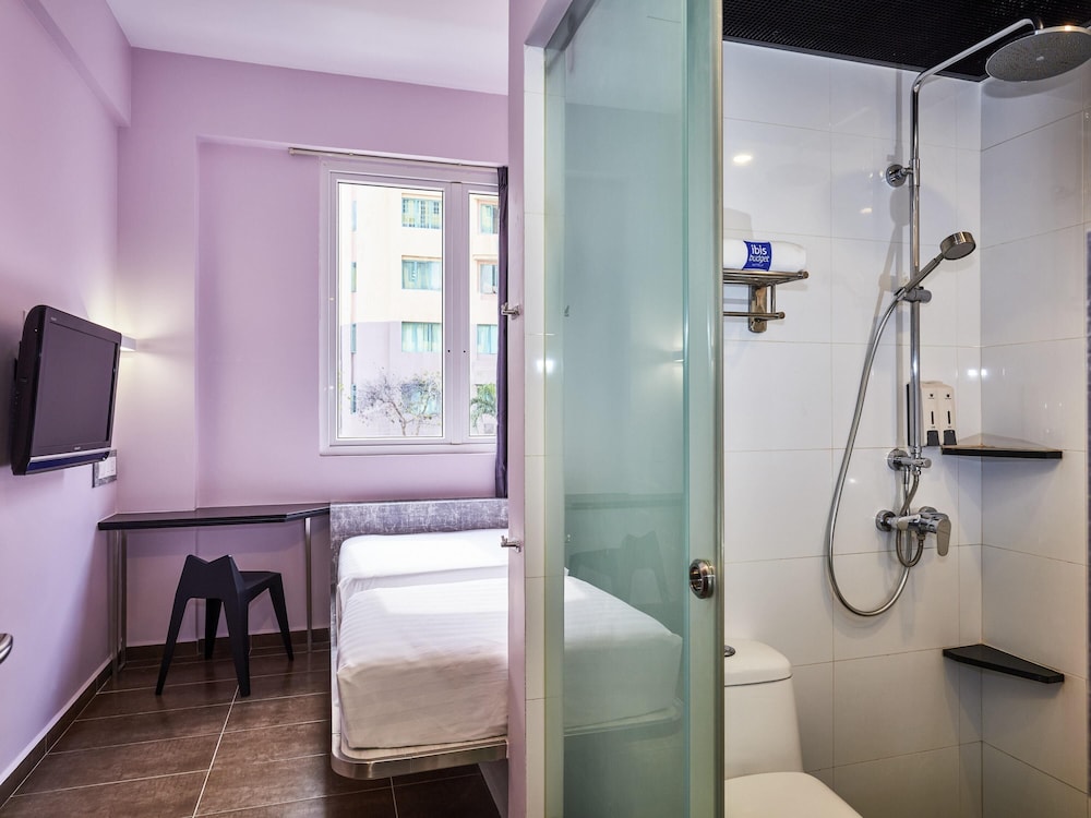 ibis budget Singapore Pearl 65/69