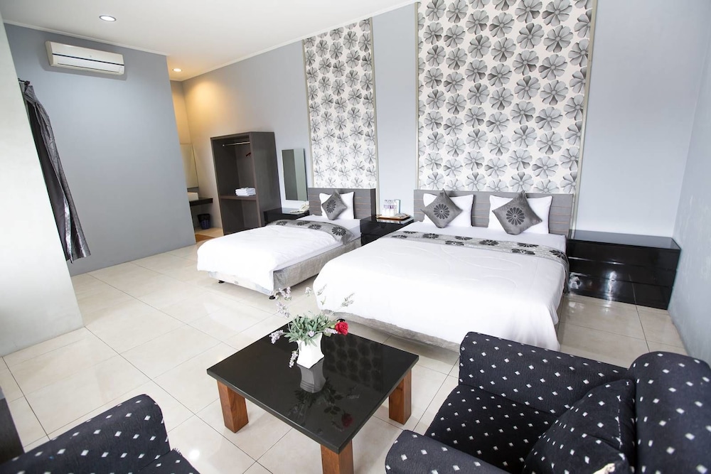 Marciella Hotel 38/66
