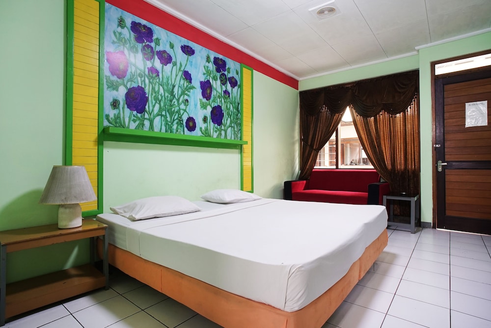 Hotel Bandung Permai by ZUZU 24/34