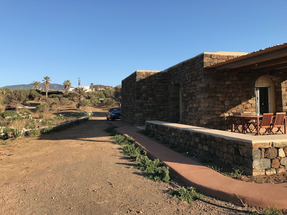 I Dammusini Di Pantelleria 41/50