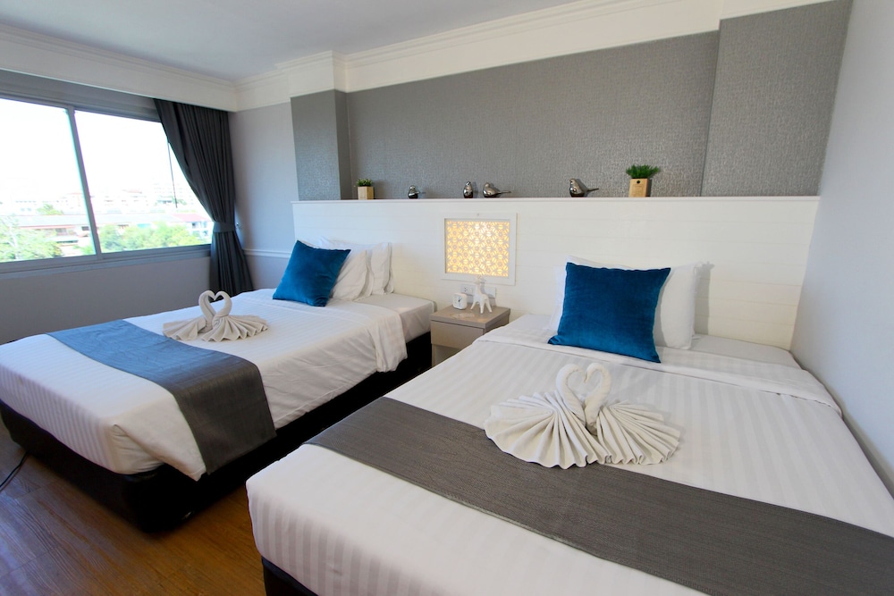 Coco Beach Hotel Jomtien Pattaya 24/59