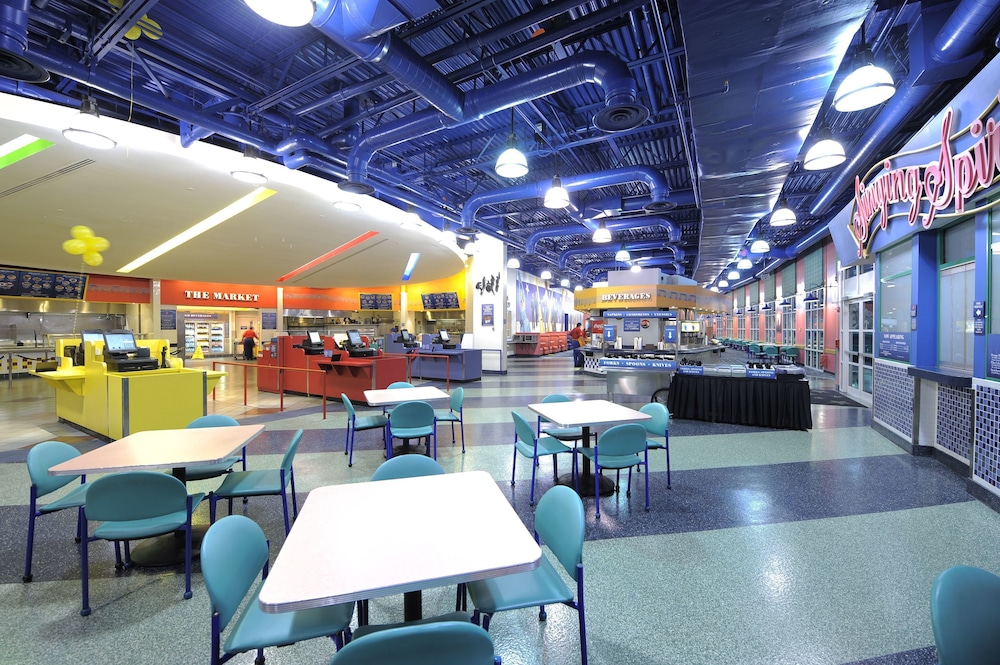 Disneys All Star Music Resort 26/50