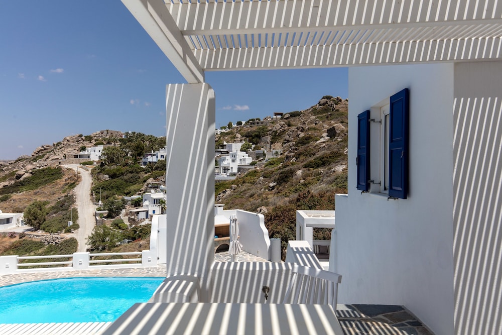 Apricot And Sea Luxury Villas 17/50
