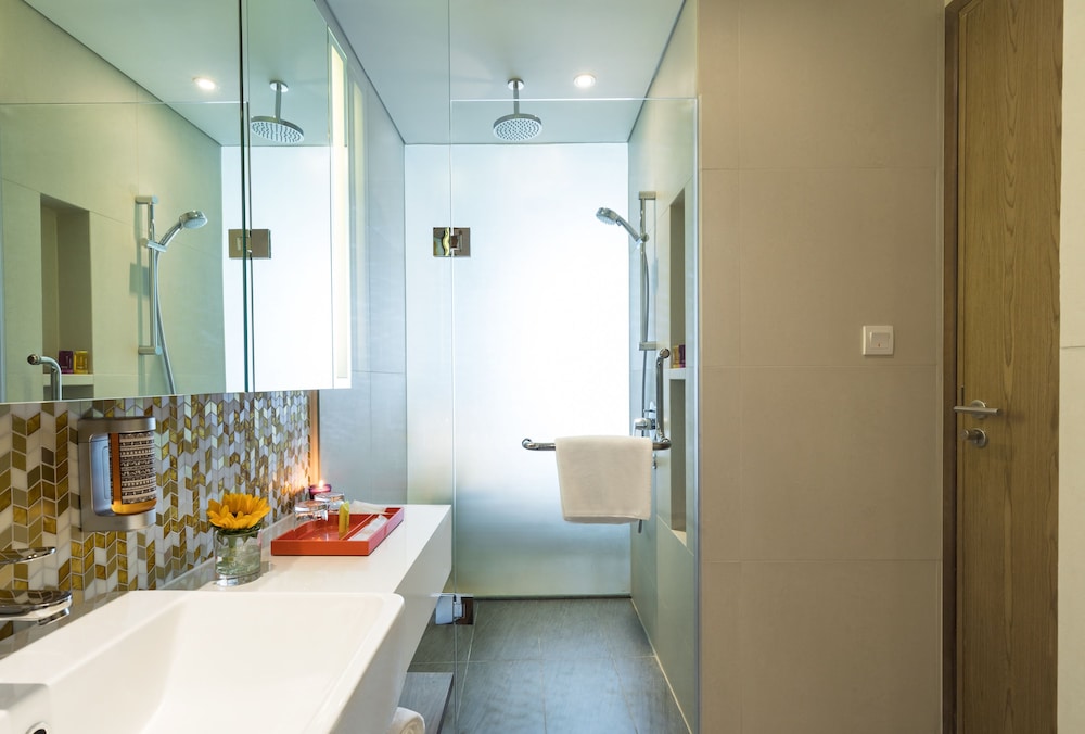 Citadines Bayfront Nha Trang 12/48