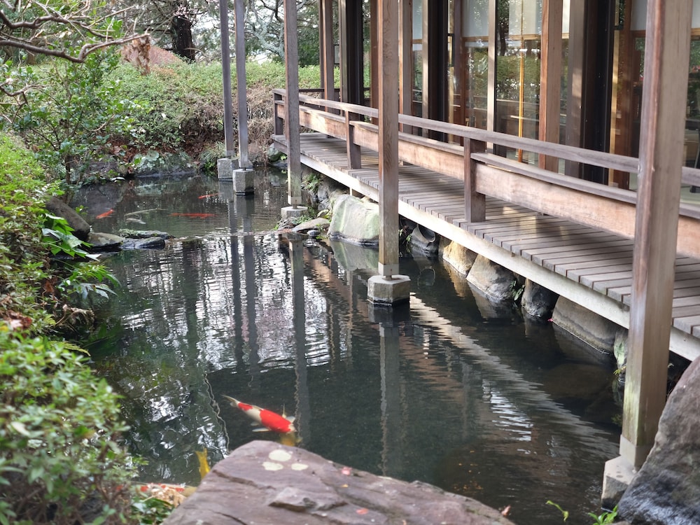 Izu Hatake Onsen Daisenya 12/34