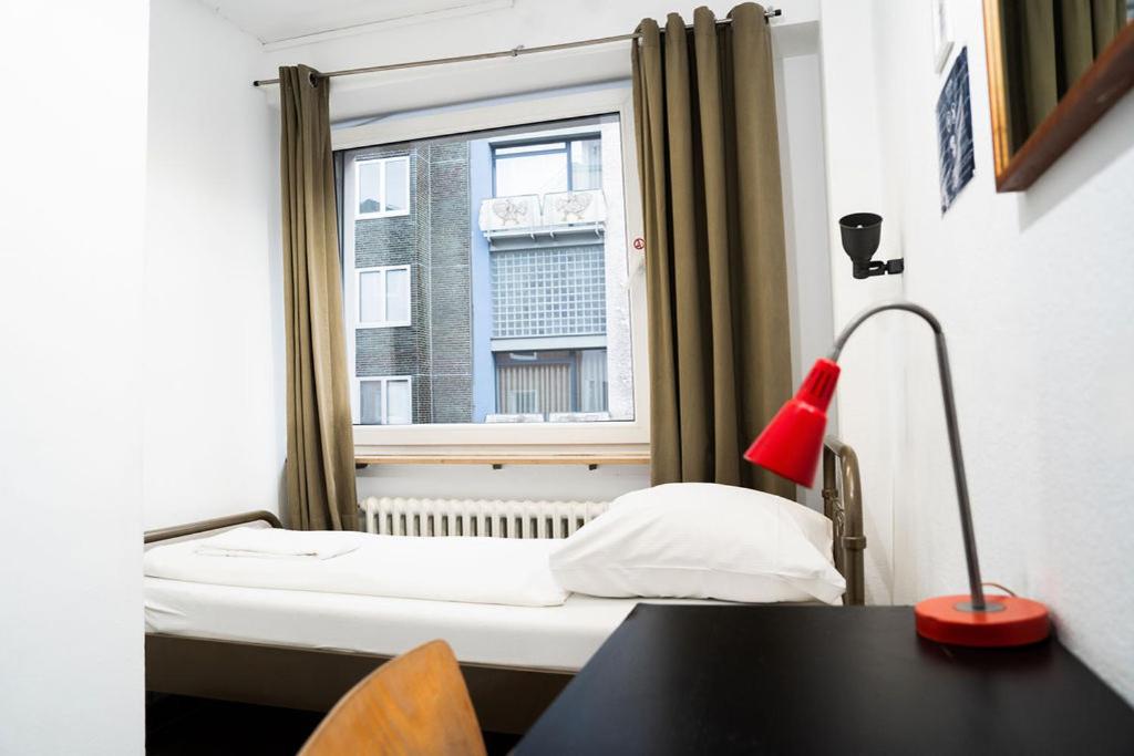 Station Hostel For Backpackers 19/65