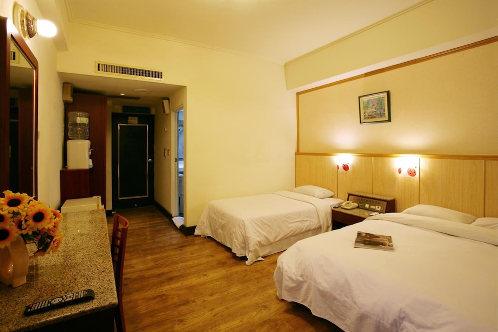 Hotel E Tung 26/58
