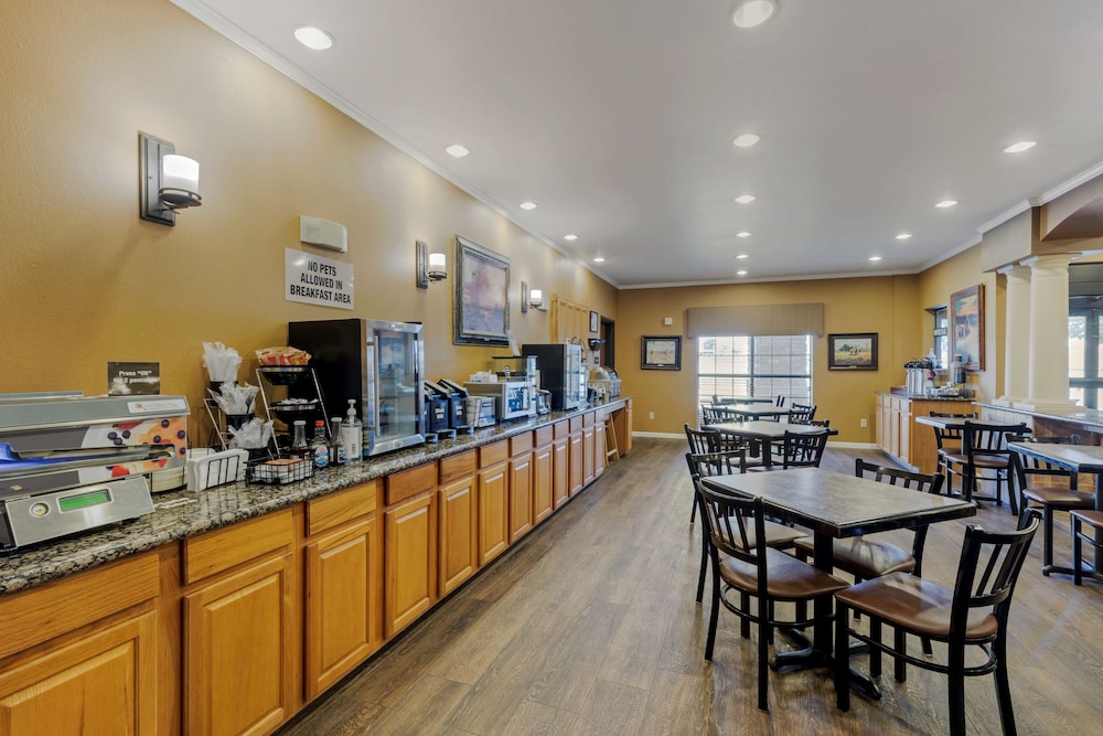 Best Western Plus Red River Inn 29/37