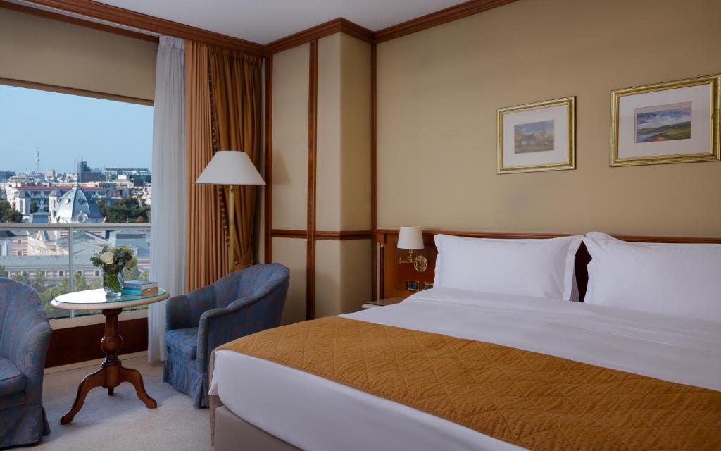 غرفة سوبيريور بسرير كوين، Grand Hotel Bucharest 3/3