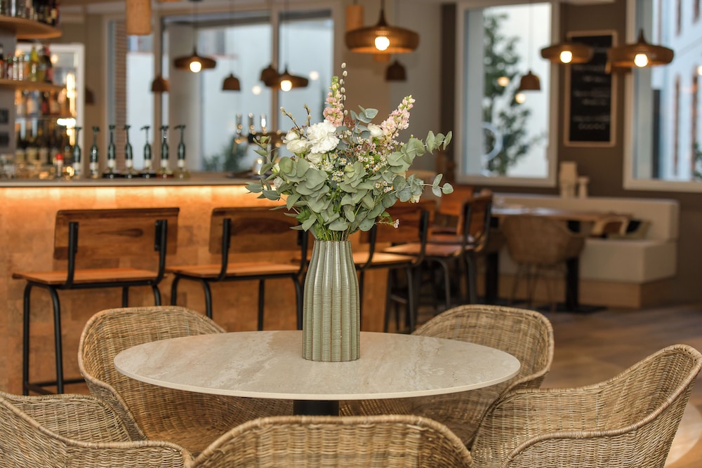 The Originals Boutique Hotel Rivella 37/55