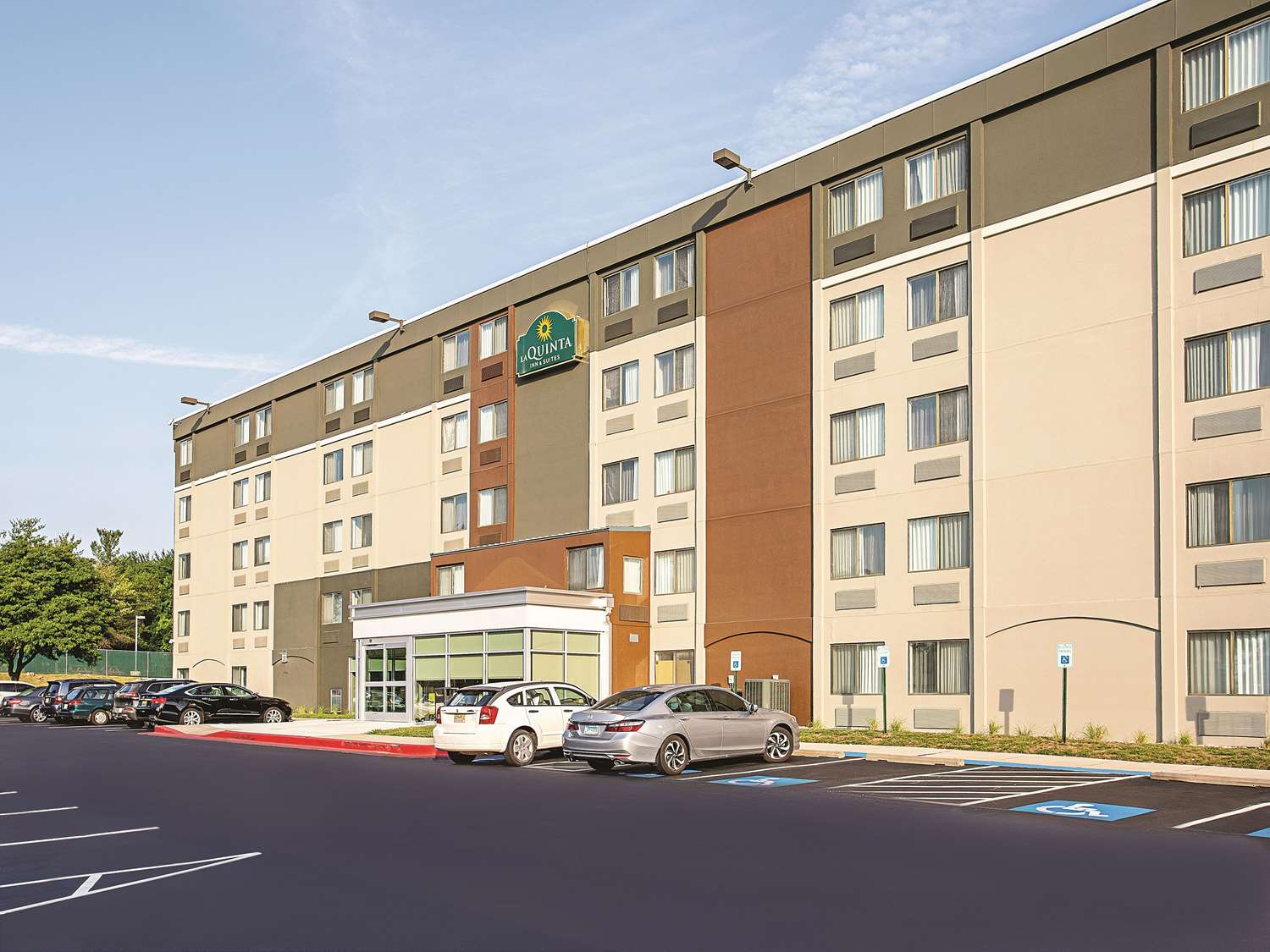 La Quinta Inn & Suites by Wyndham Baltimore N / White Marsh 2/46