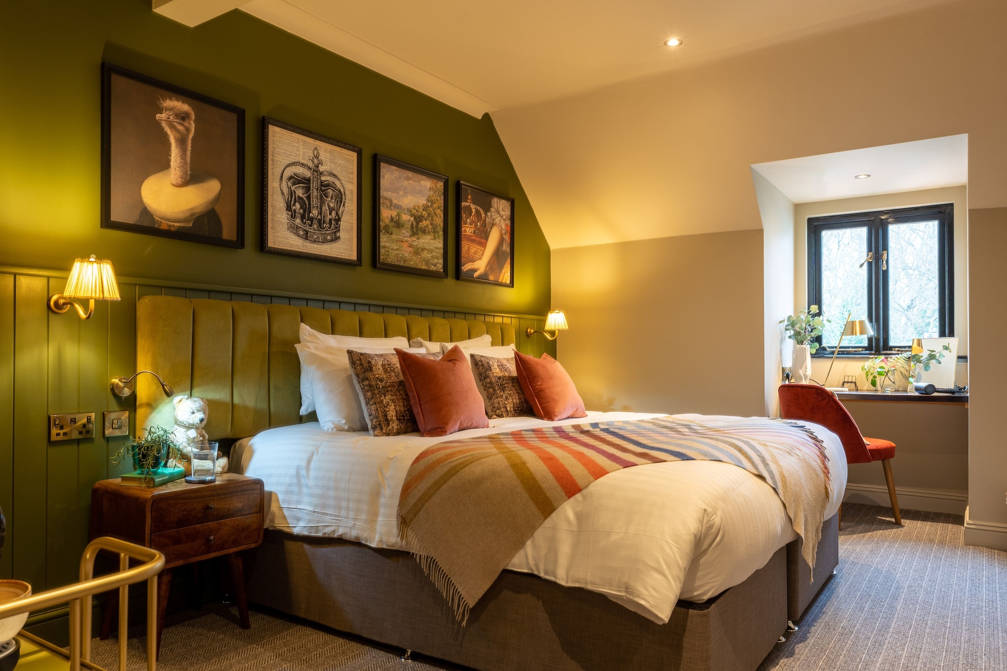 CLASSIC, TWIN BEDS