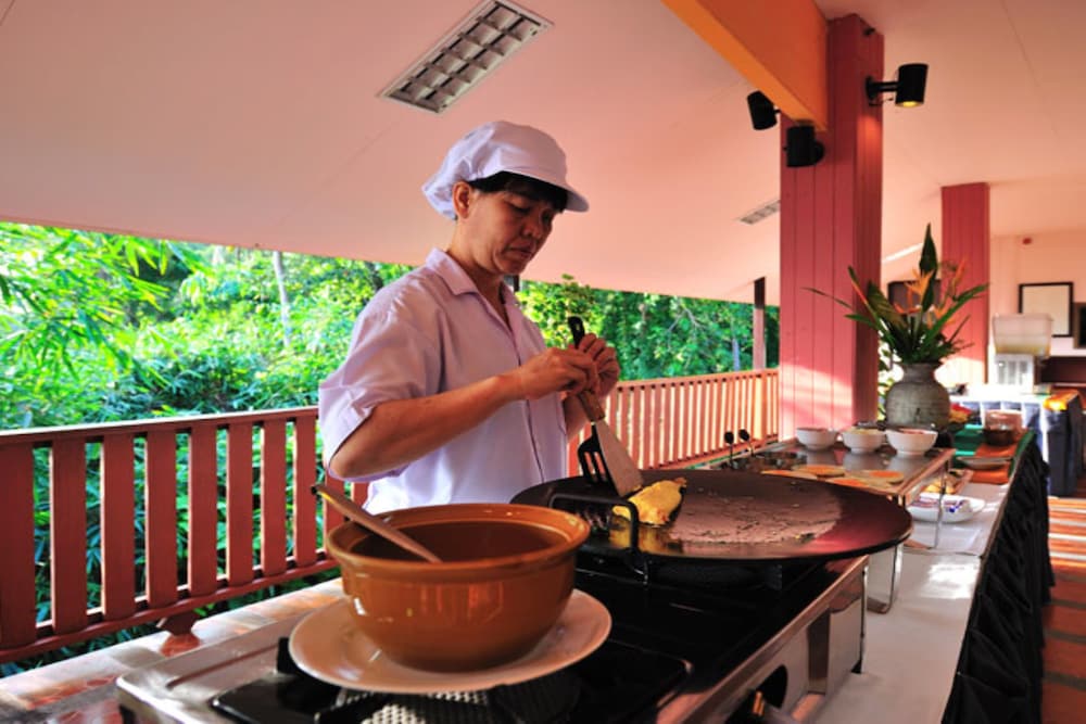 Koh Ngai Cliff Beach Resort 47/61