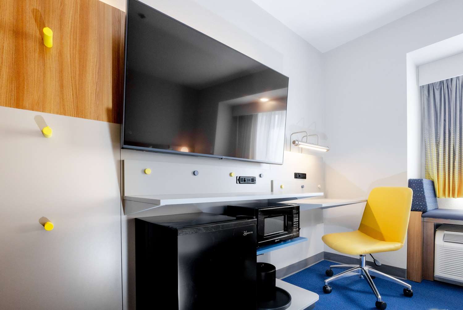 Microtel Inn Suites By Wyndham Springville 14/20