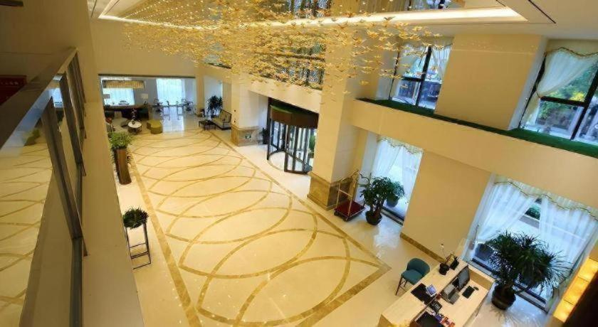 Xingtai Yuehai Hotel 8/44
