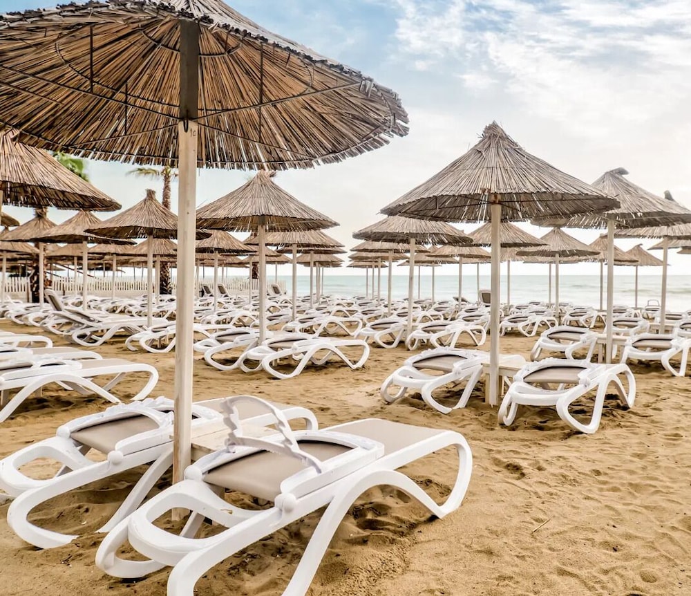 Bonita Luxury Resort 25/29
