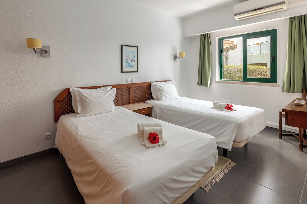 1 BEDROOM, APARTMENT