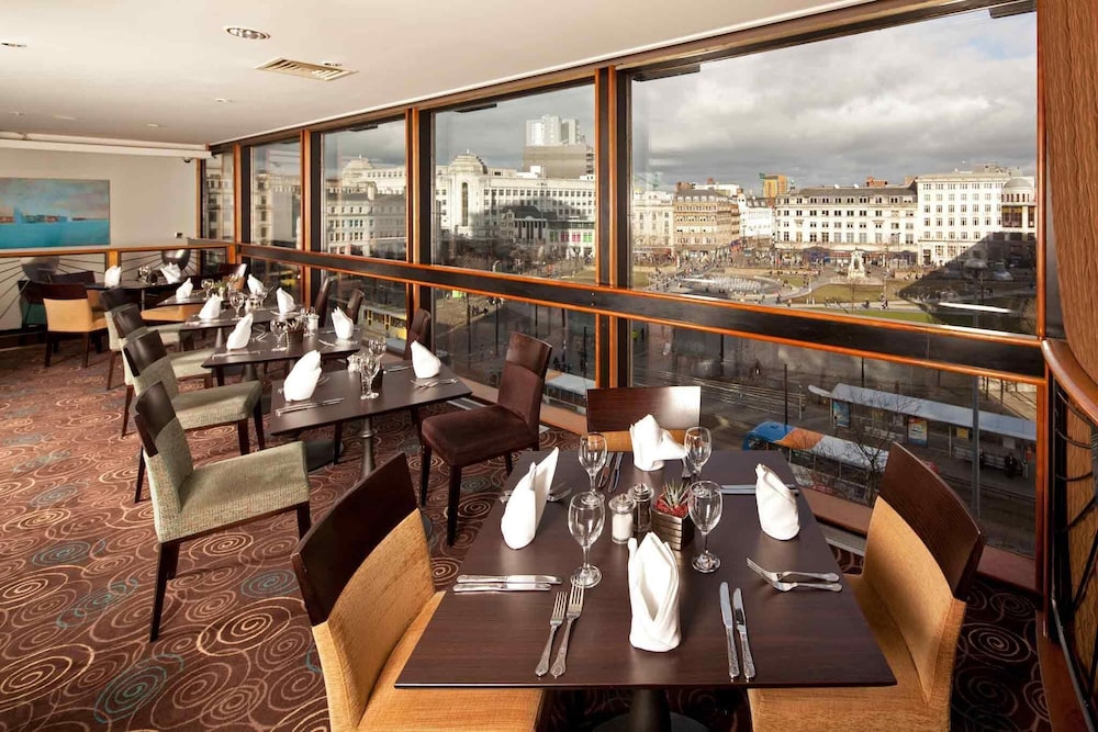 Mercure Manchester Piccadilly 45/70