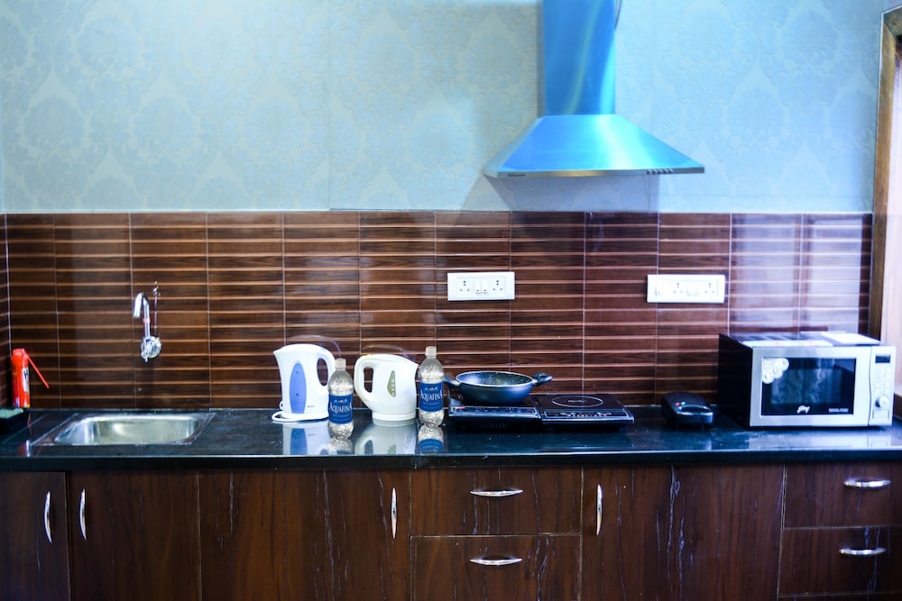 Serene Boutique Hotel 41/53