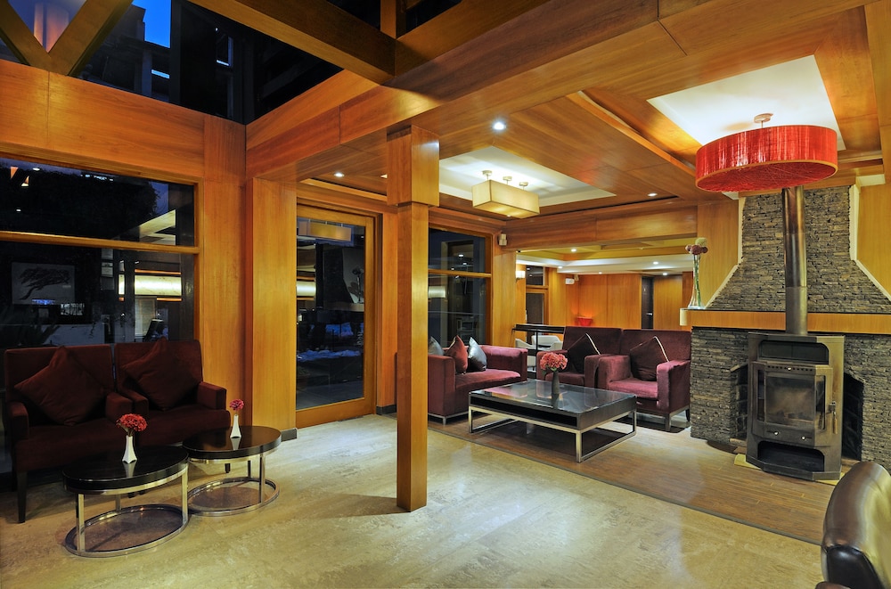 Quality Inn River Country 24/44