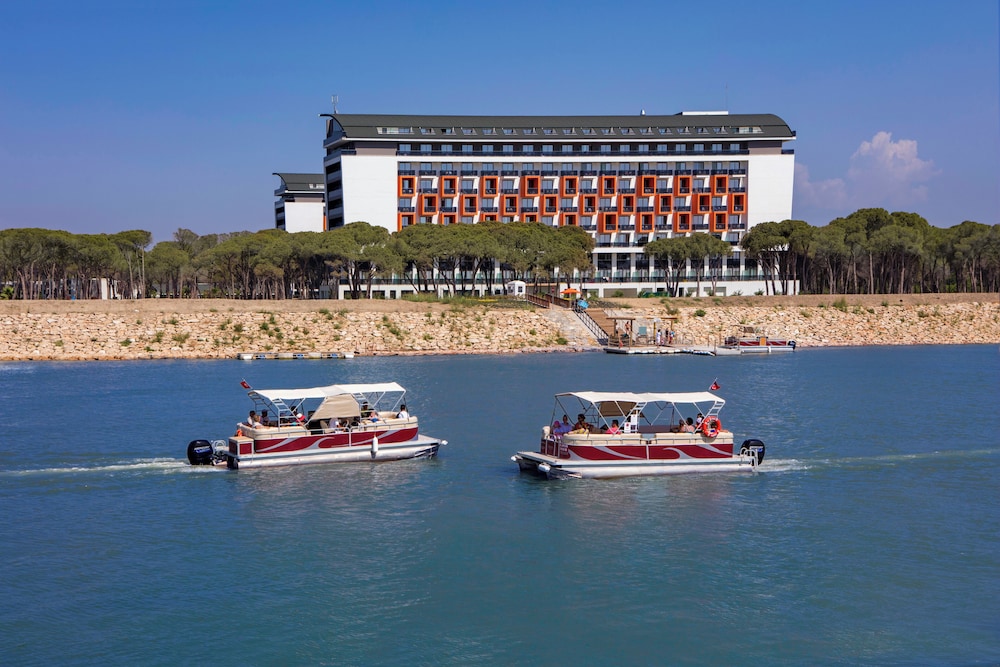 Trendy Lara Hotel 63/67