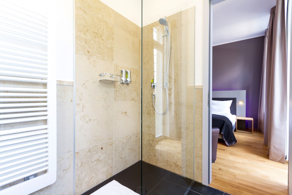 Qube Hotel Heidelberg 49/50