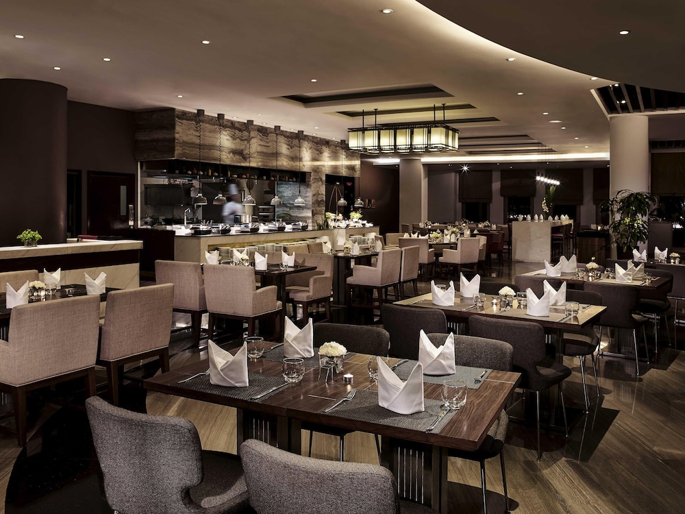 Pullman Hanoi Hotel 59/69