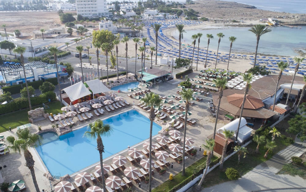 Pavlo Napa Beach Hotel 61/62