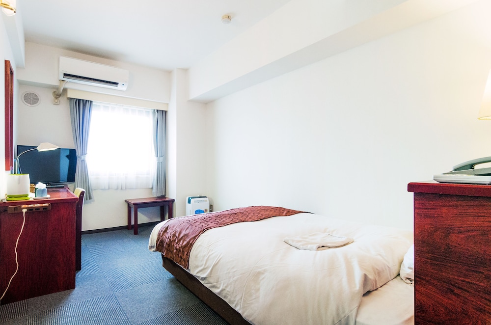 ROOM, SINGLE BED, SMOKING