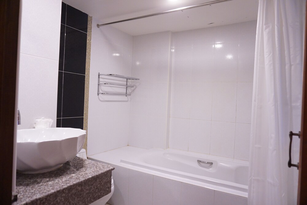 Md Boutique Hotel 34/41