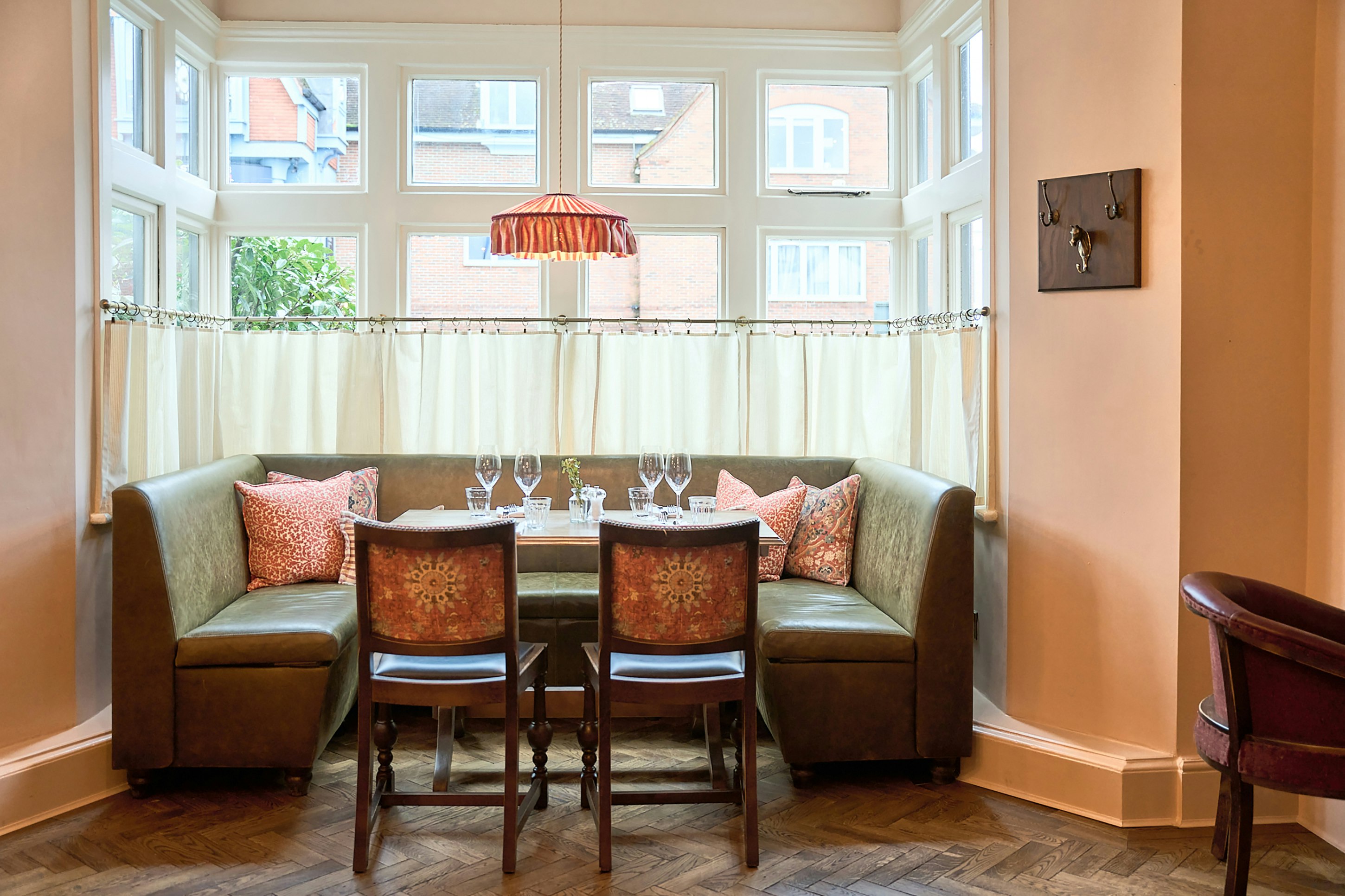 White Horse Hotel 22/46